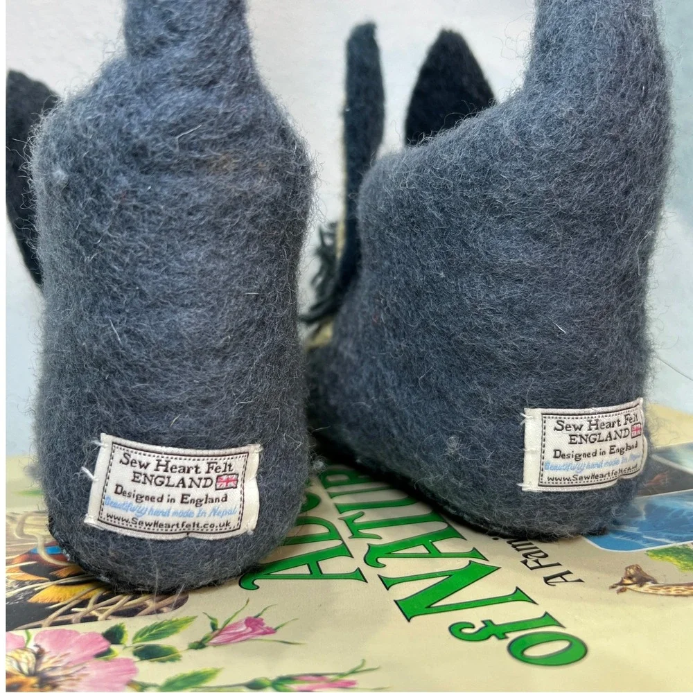 Sew Heart Felt Darci Donkey Slippers Kids 2-3 Yrs Sole Grey Wool House Shoes EUC